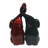 713446 Фигура декоративная "Пара слонов" (черный+бордовый глянец)  L6,5W12H16  2 наб/бл