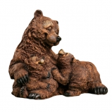 201552 Фигура декоративная садовая "Медведица с двумя медвежатами лежит", Н25 L27 W22 см